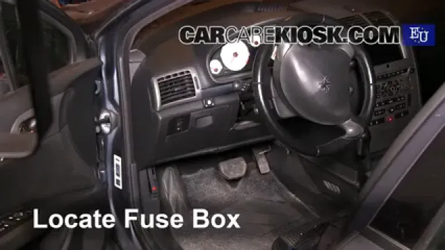 2005 Peugeot 407 SW 2.0L 4 Cyl. Fusible (intérieur) Remplacement